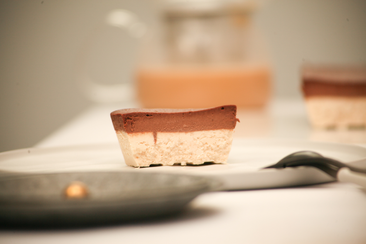 【カカオの深い味わい】あいママのチョコレートチーズケーキ