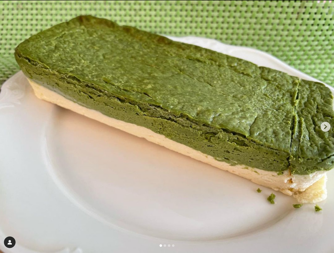 mitsuha様にママのチーズケーキを食べていただきました。